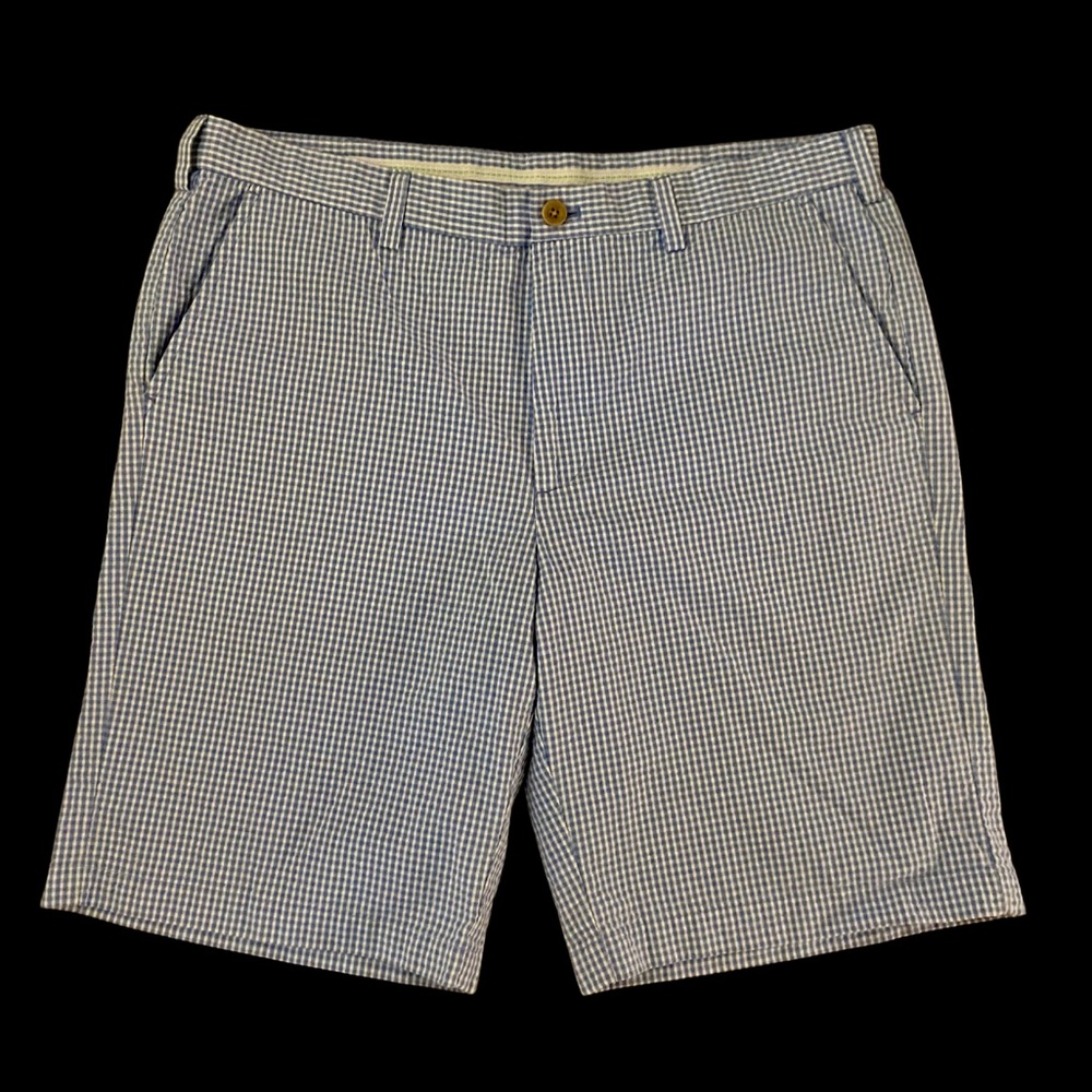 MENS IZOD GOLF SHORTS SIZE 36